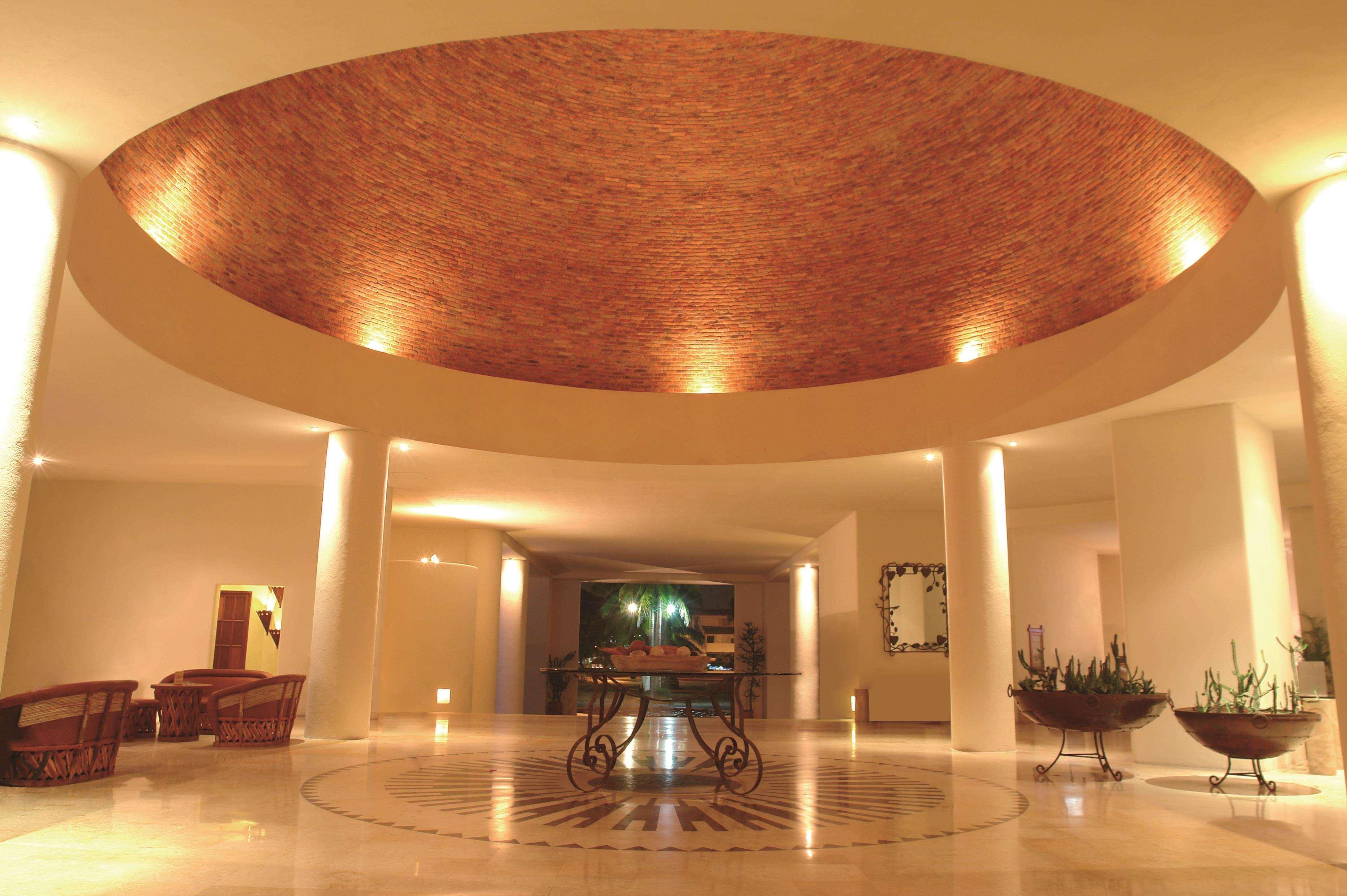 Hotel Emporio Ixtapa à Ixtapa  Extérieur photo The lobby of the hotel